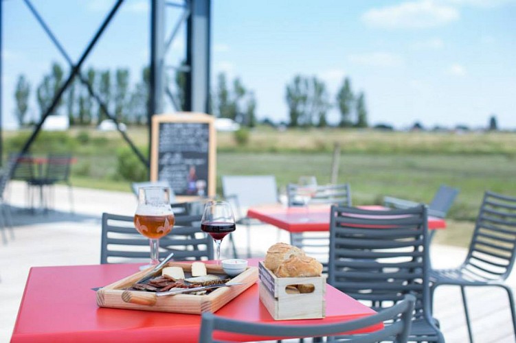 CÔTÉ VINS CÔTÉ BIÈRES