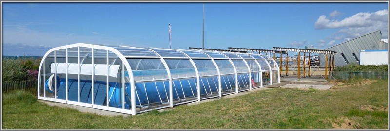 PISCINE ECOLE "COMME UN POISSON DANS L'EAU"