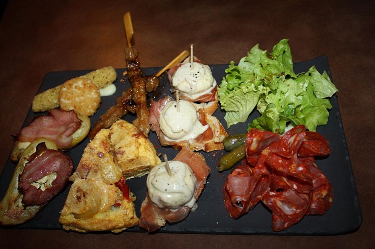 LE CALIENTE - BAR TAPAS