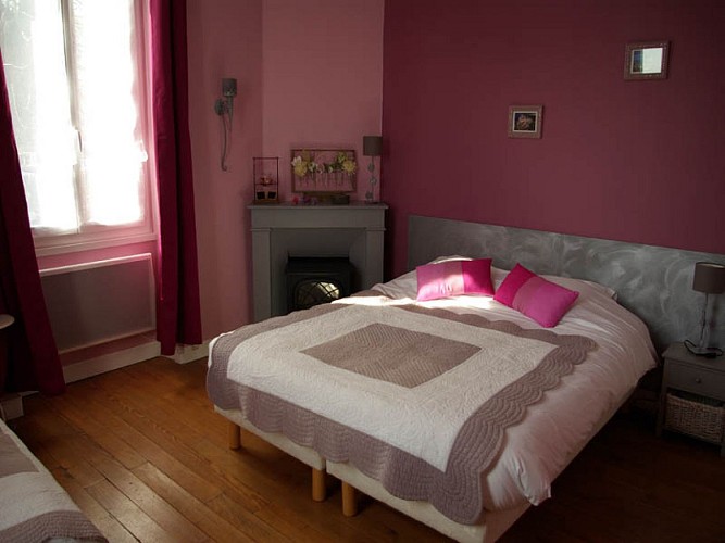 laptitepoulerouge_lenid_chambre2