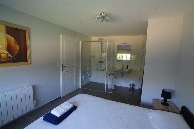 Chambre PMR (2)