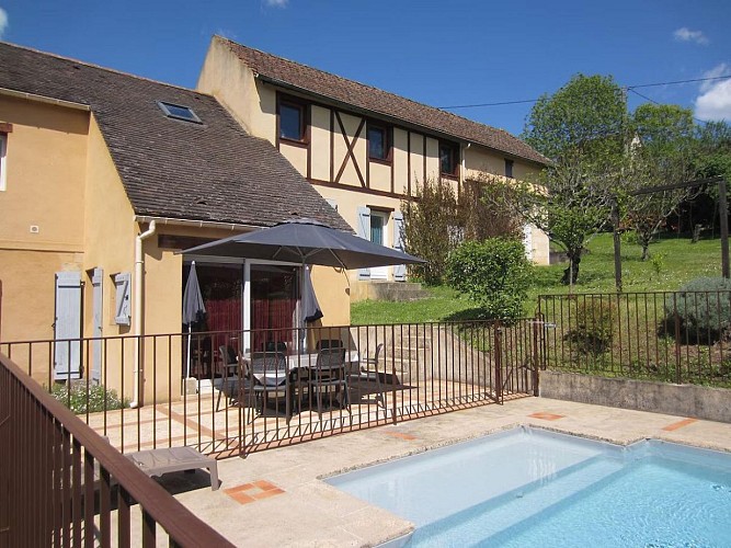Les Bruyeres maison climatisée piscine chauffée