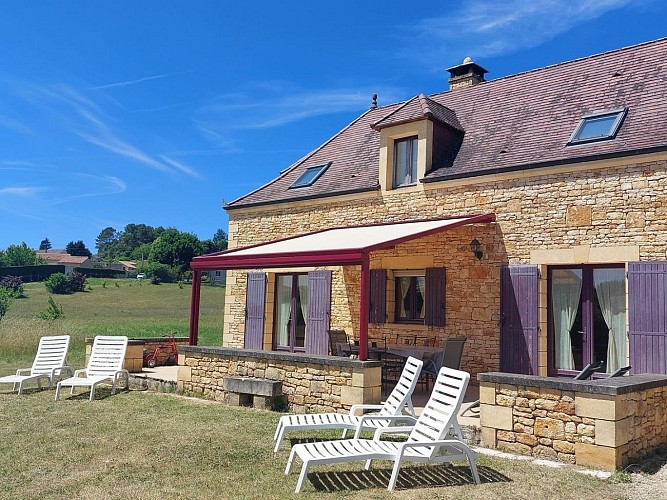 Bayaou avec piscine couverte à Sarlat
