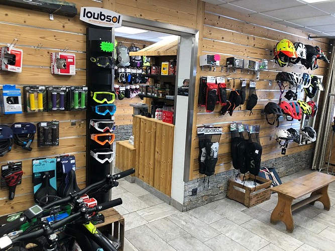 Charles Sports - SkiSet