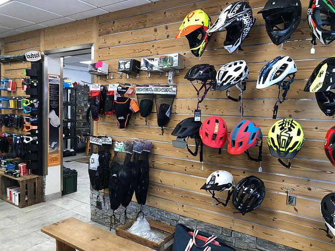 Charles Sports - SkiSet