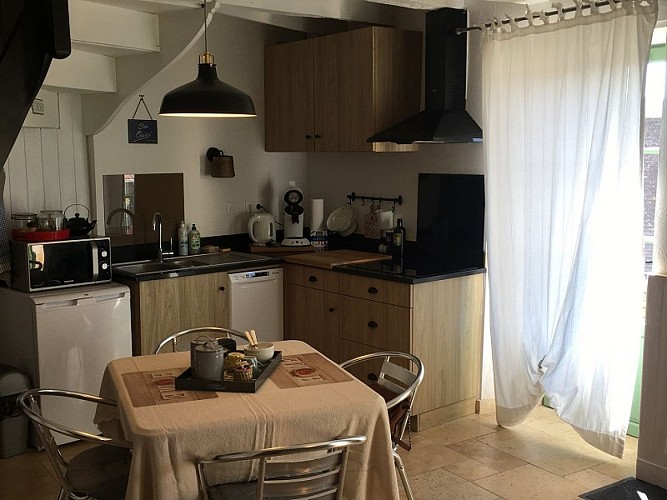 HLO_Les Eyzies_L'Abri sous Roche_cuisine_octobre 2023©Laurence Le Guillou