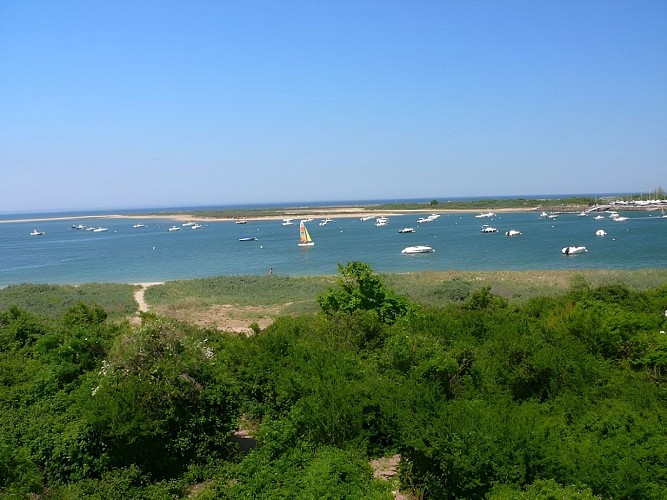 OUISTREHAM&amp;COTEDENACRE_POINTEDUSIEGE&amp;PAYSAGE&amp;BATEAU&amp;NAUTISME&amp;121153©CALVADOS-TOURISME_LIBRE