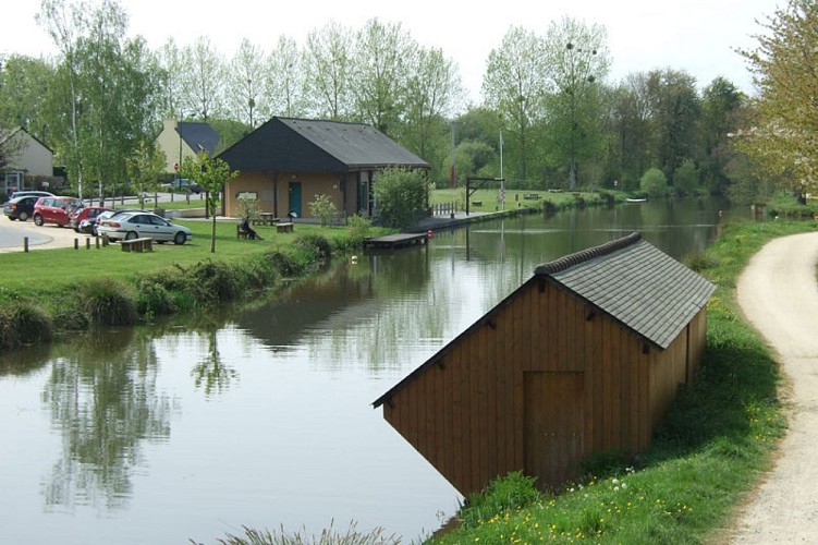 Châteaux - Le canal d'Ille-et-Rance à Saint-Domineuc