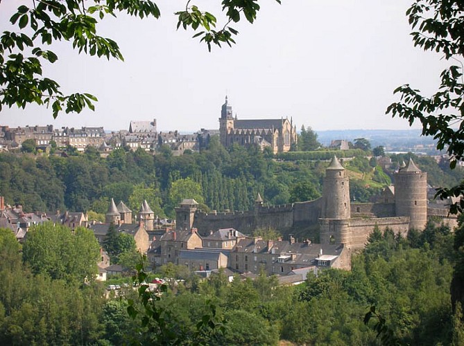 Château et ville de Fougères