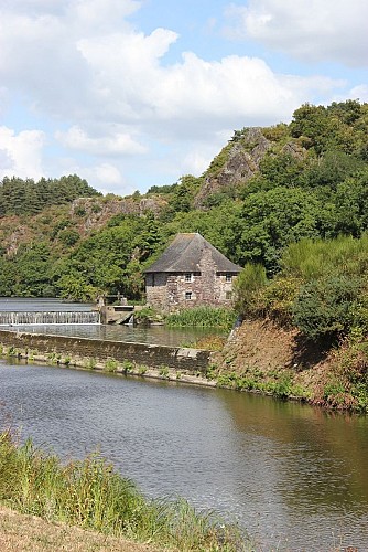 Moulin et écluse du Boël