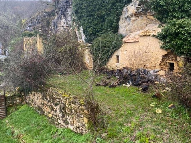 149034682_101230178678351_7205029852592600607_n (1)