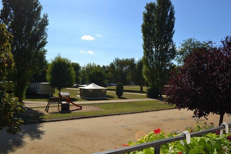 Base de loisirs "Les Atypiques de JM" au Camping Moredena