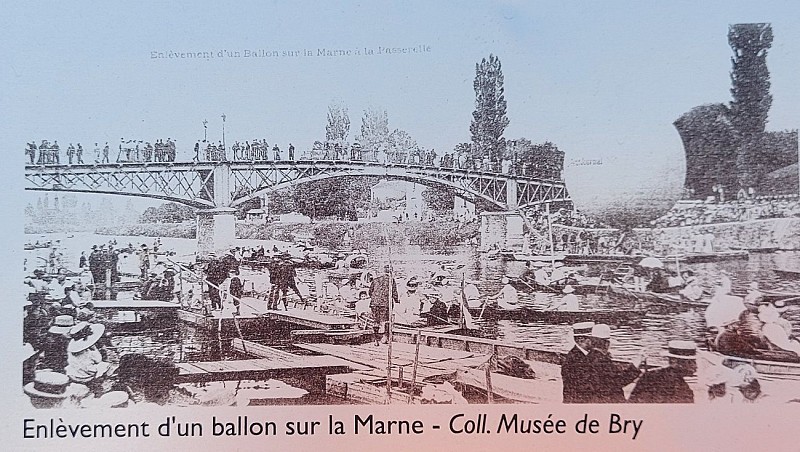 La passerelle de Bry