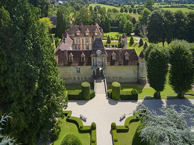 6 © manolo Mylonas _ Connaissance des Arts Chateau et Jardin de Boutemont 180