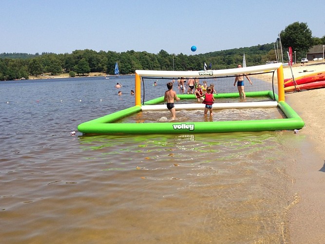 Aplouf : parc aqualudique et waterballs