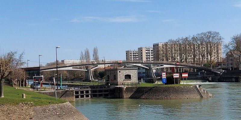 PR-46 Promenade du Moulin Brûlé