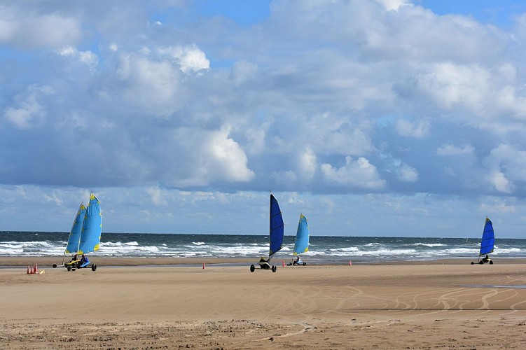 char à voile à Omaha beach