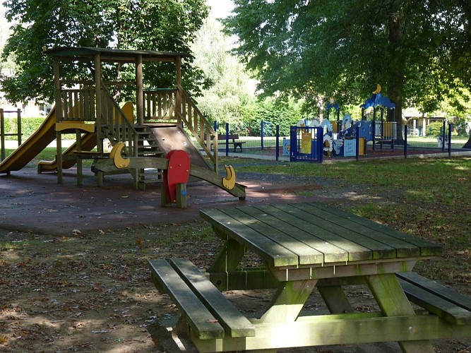 Serres-Castet Parc  laicité crédit tourisme nord bearn  (12)