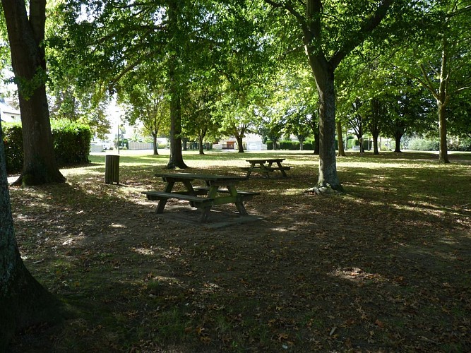 Serres-Castet Parc  laicité crédit tourisme nord bearn  (4)