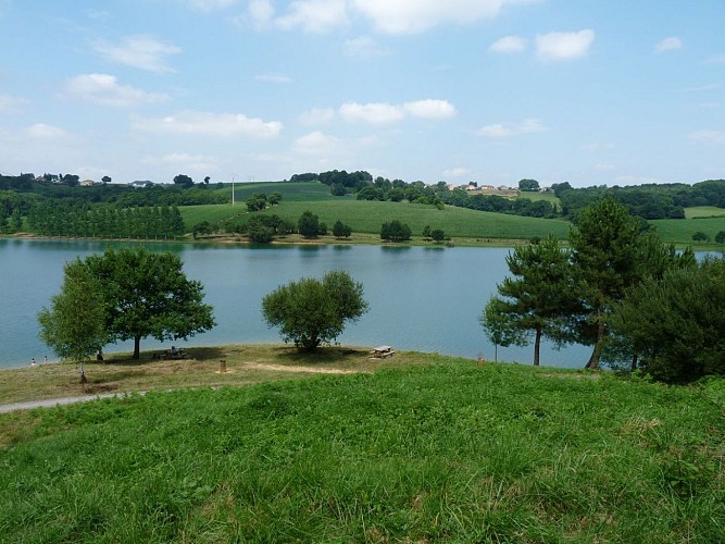 Lac collinaire - Serres-Castet - cph mairie Serres-Castet