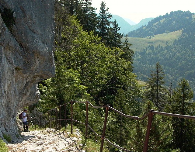 La Combe Mountain Hut - Lathuile alpine pastures