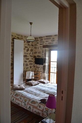 La chambre suite avec salle d'eau et wc