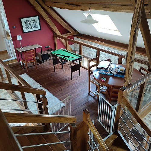 Mezzanine distribuant chambres et sdb