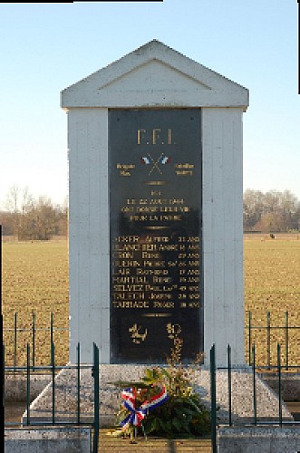 Le Monument de la Plaine