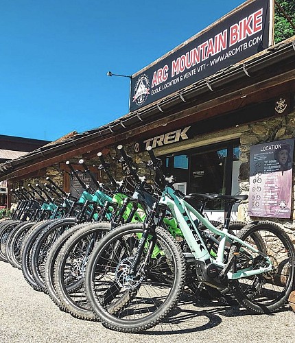 Arc Mountain Bike - École