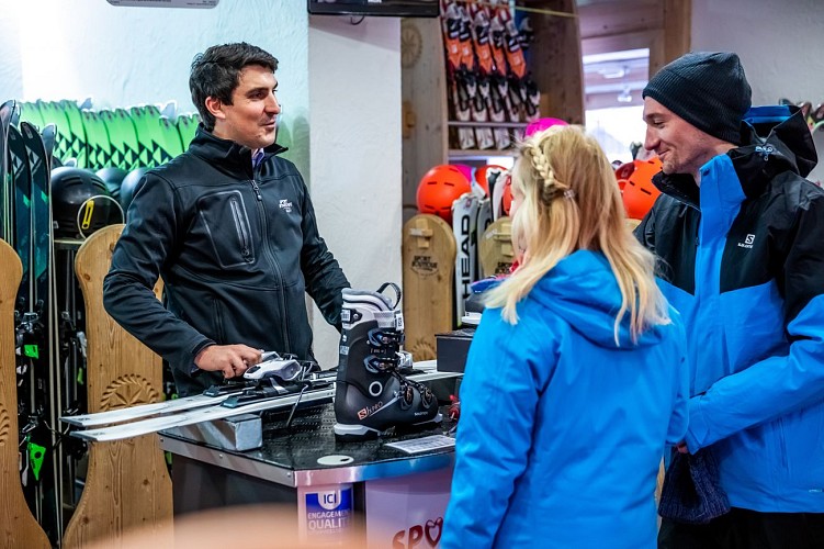 Sport Boutique - Skiset - Centre