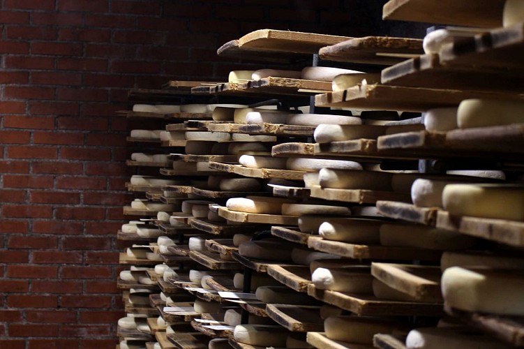 Caves d'affinage Paccard - Les Fromages du Fermier