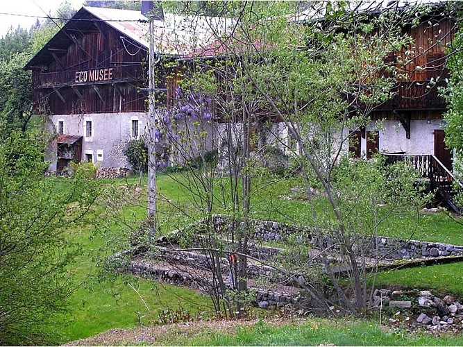 Bauernhof Ecomusée du clos Parchet