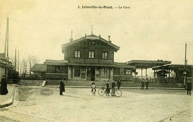 Gare RER A Joinville-le-Pont