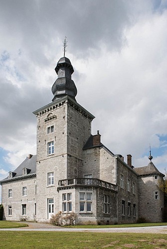 Le château de Fumal et l'église Saint-Martin