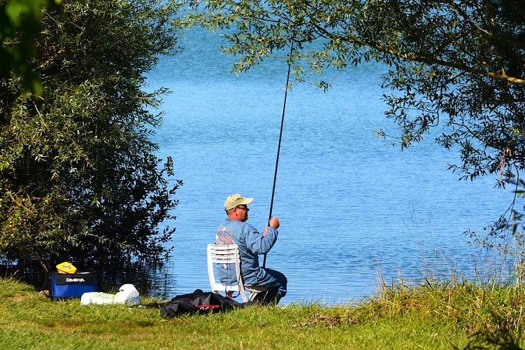 Pêche au Parc de Saint-Cyr