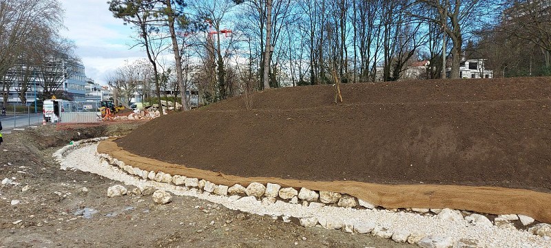 La Bièvres va bientôt reprendre ses méandres.
