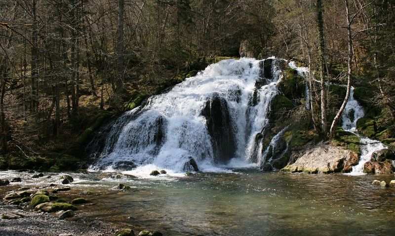 Pissieu Waterfall