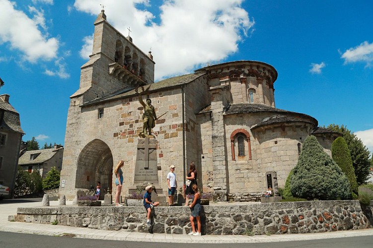 Roman church of Saint-Urcize