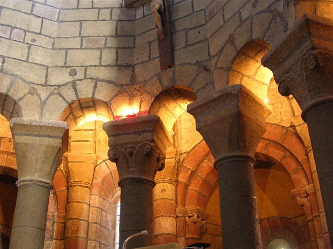 Église romane de Saint-Urcize