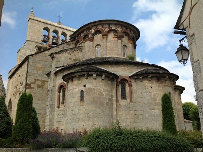 Église romane de Saint-Urcize