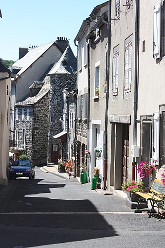 Pierrefort, a mountain market town