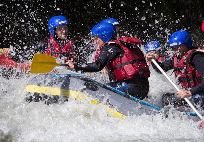 Descente sportive en rafting sur le Doron de Bozel