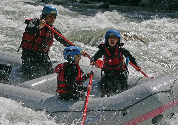Parcours familial de descente en rafting dans les gorges de l'Isère