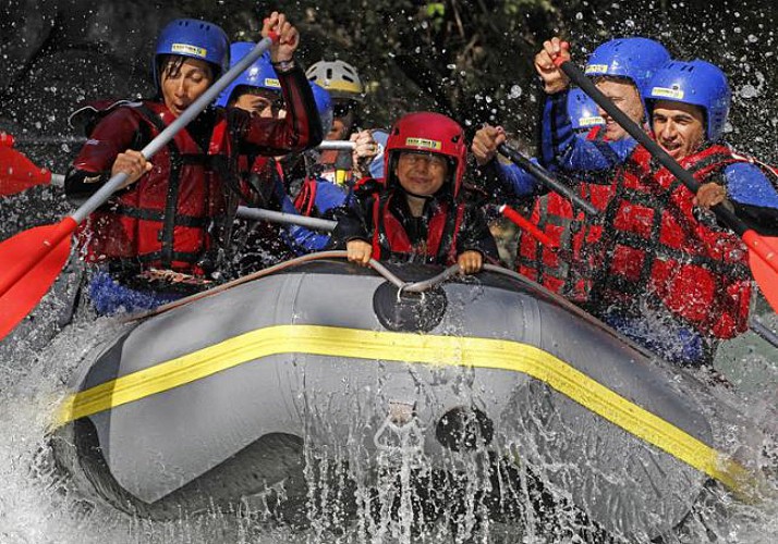 Parcours familial de descente en rafting dans les gorges de l'Isère