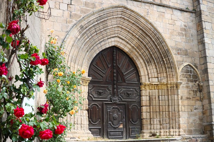 Collégiale du Moustier Saint Yrieix OTI PSTY