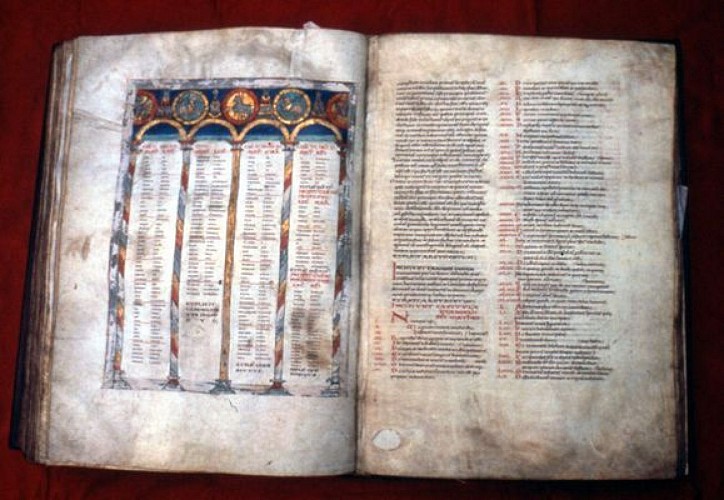 Bible du XIIeme siècle