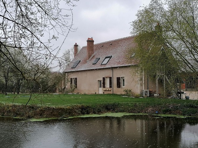 St Firmin sur Loire - Gite du pozoir -Arrière du gite du pozoir