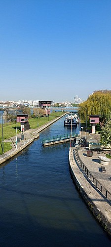 L'écluse du Port à l'Anglais