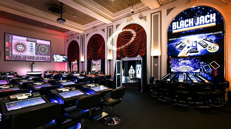 Trouville-Casino Trouville-jeux de tables electroniques-1