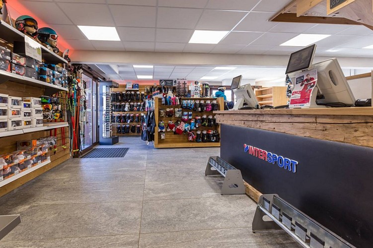 Intersport (Signal - Haut station)